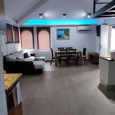Loft De Lujo דירה *